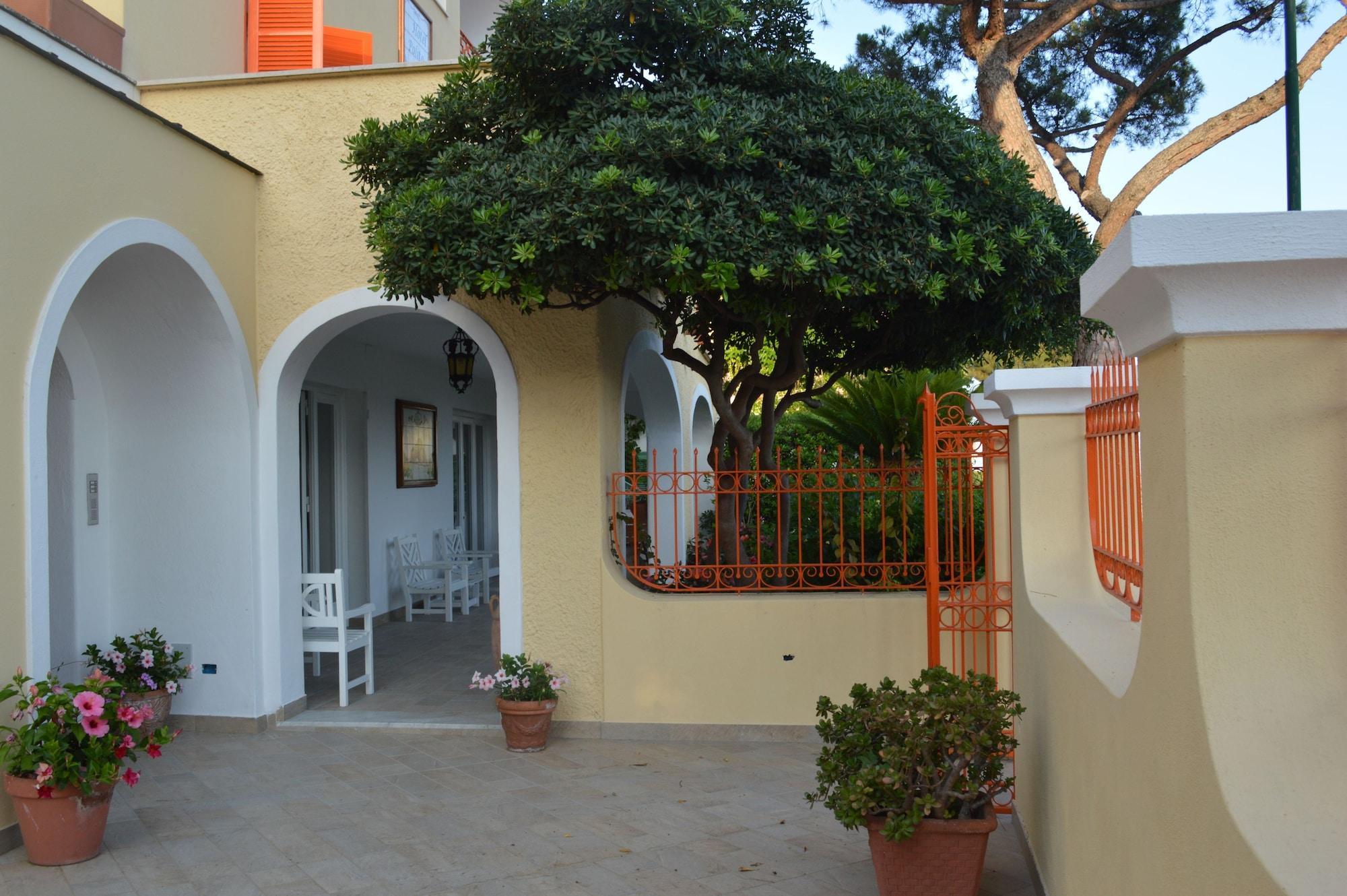 Polito Hotel Serrara Fontana