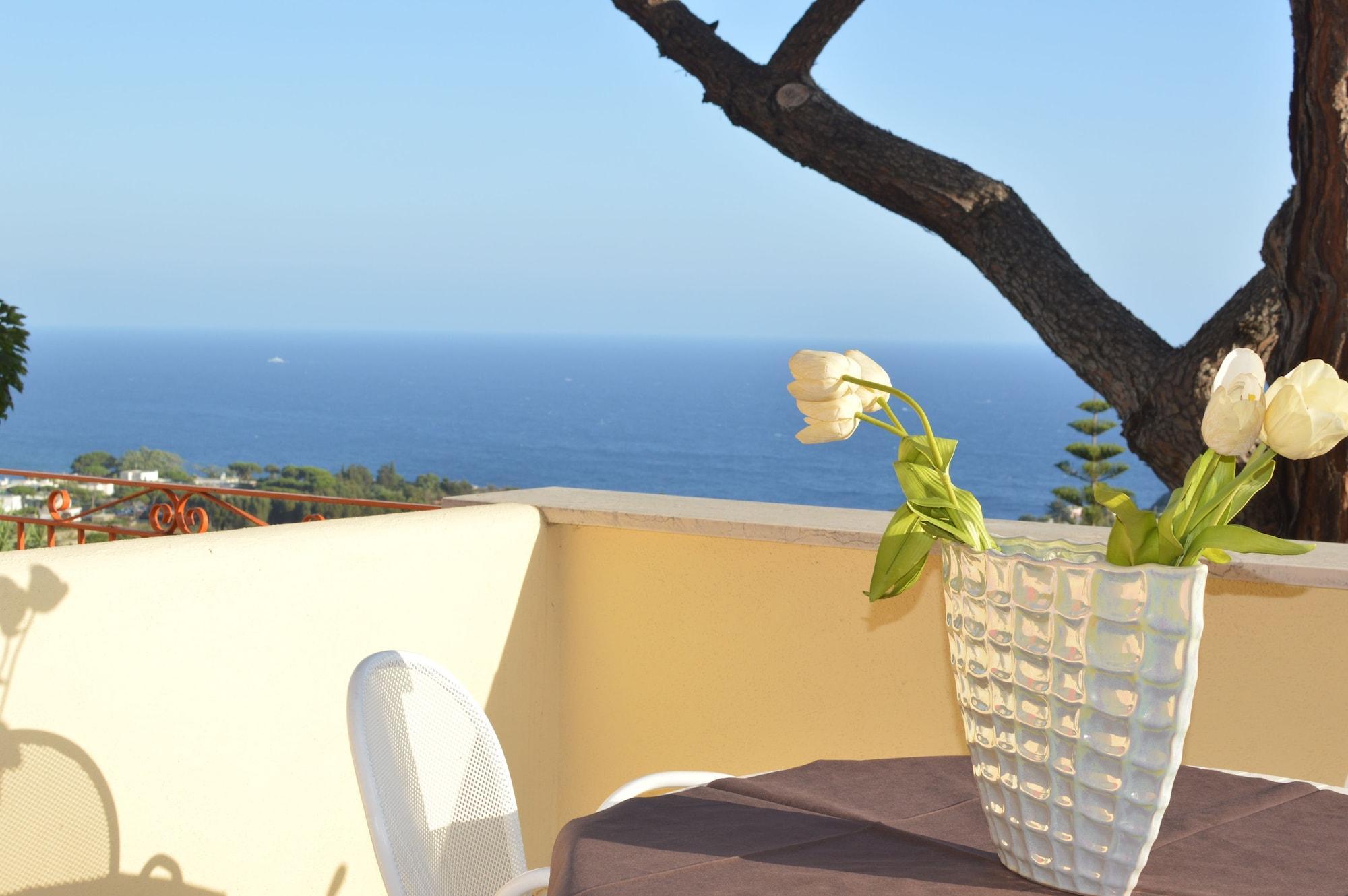 Polito Hotel 2*